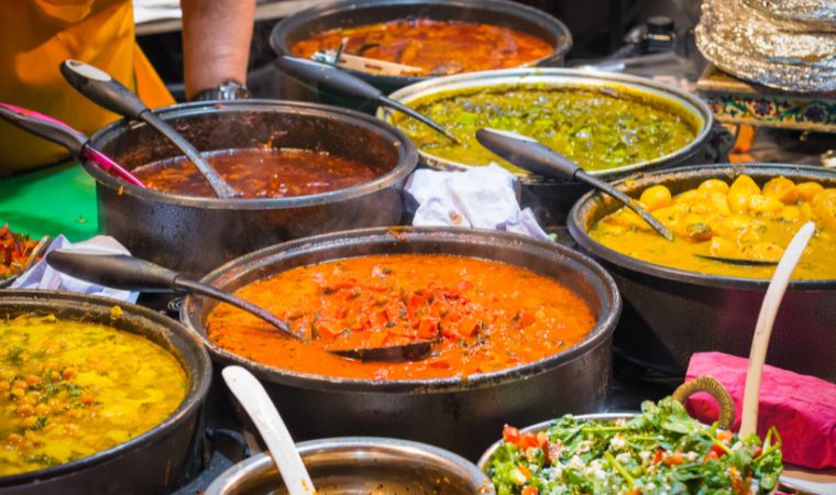 Exploring London's Multicultural Food Scene: A Gastronomic Adventure