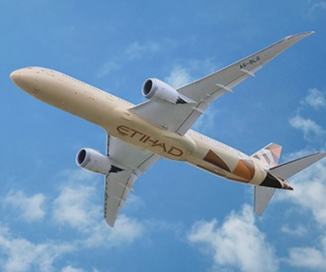 Etihad plane