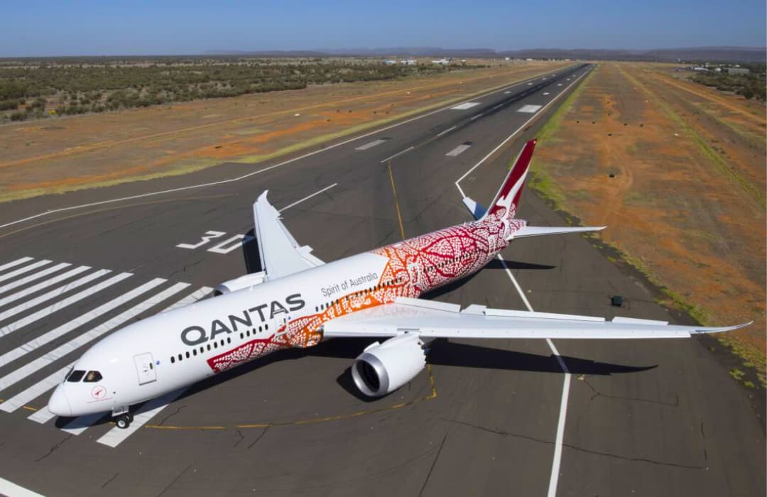 Qantas-plane