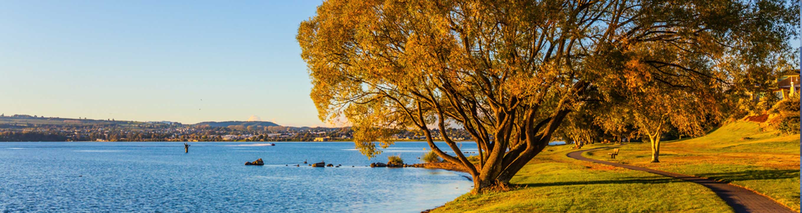 Sunset on lake Taupo