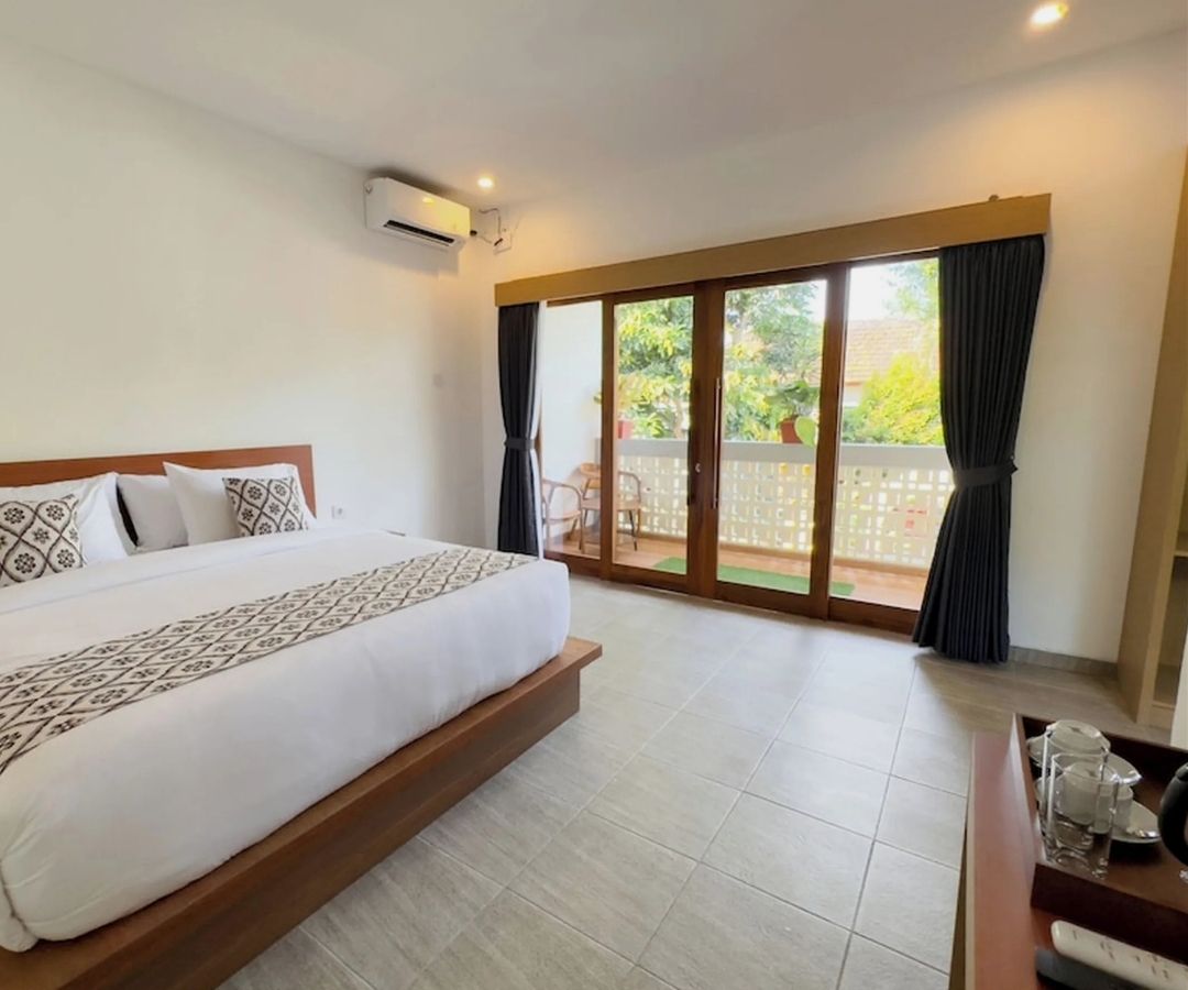 Hotel room with balcony