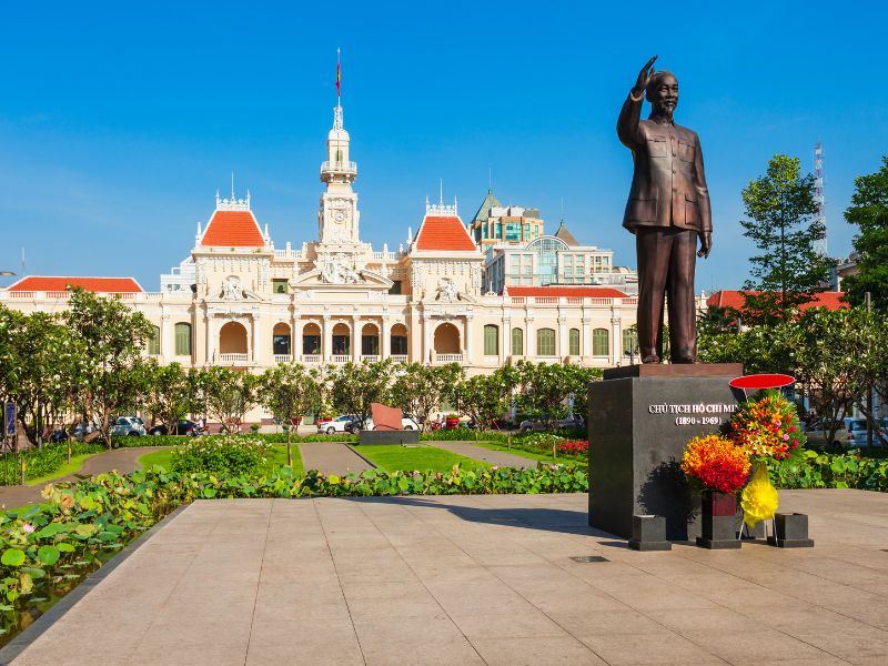 town-hall-ho-chi-minh