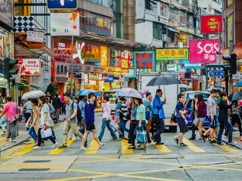 hong-kong-busy-street