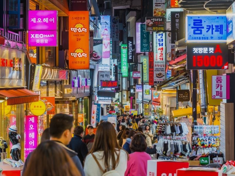 seoul-busy-street