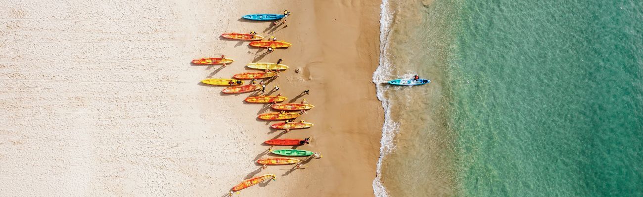 Byron-bay-surfers