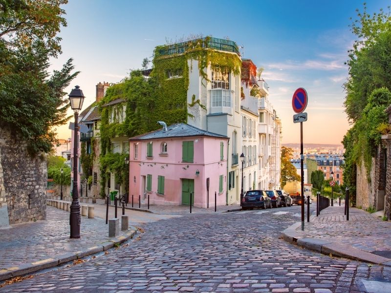 youn-traveller-paris