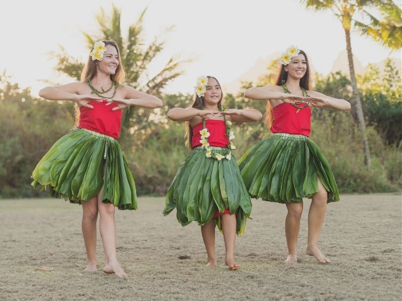 hawaii-dancers