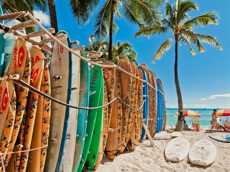 hawaii-sufers