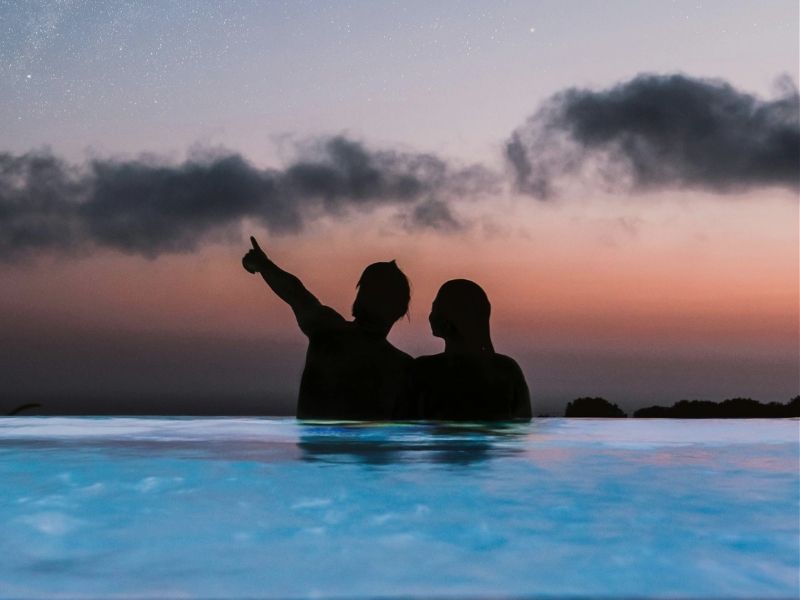 couple in pool