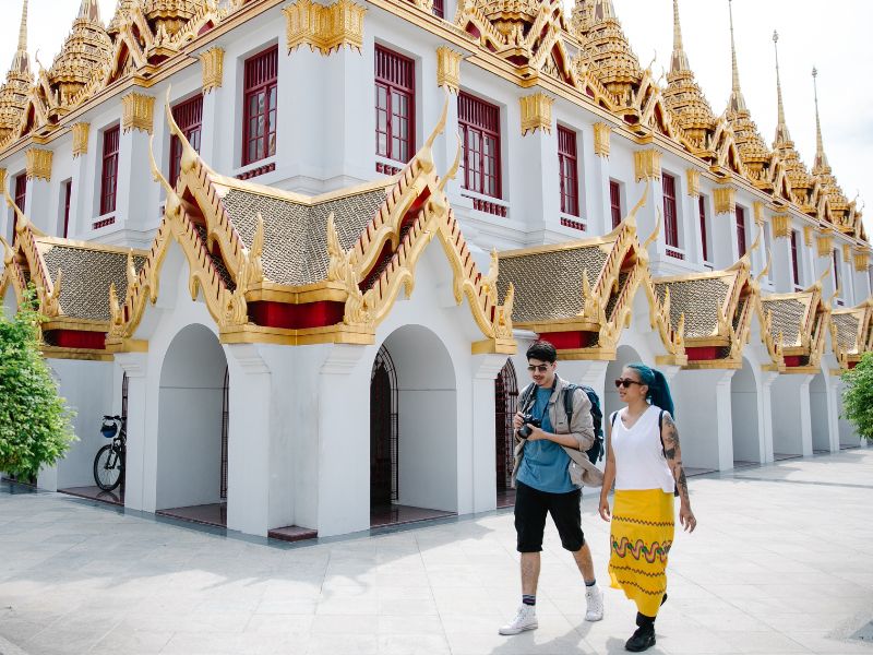 friends-in-bangkok