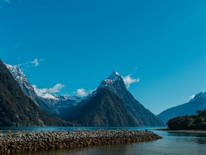 snouwy mountain in south island