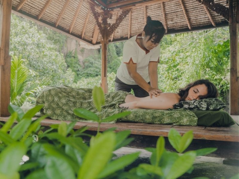 women receiving massage in bali