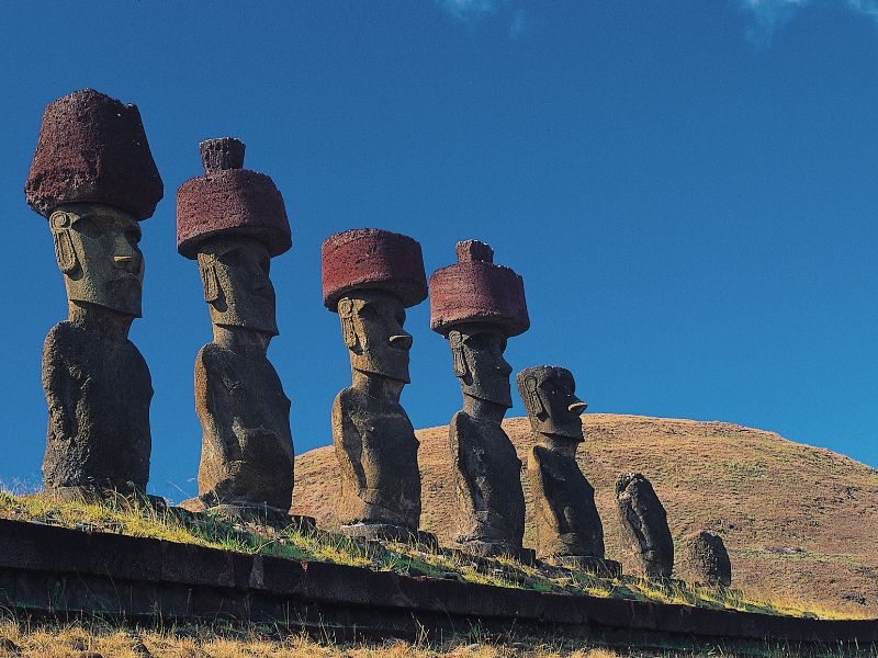 south-america-statues