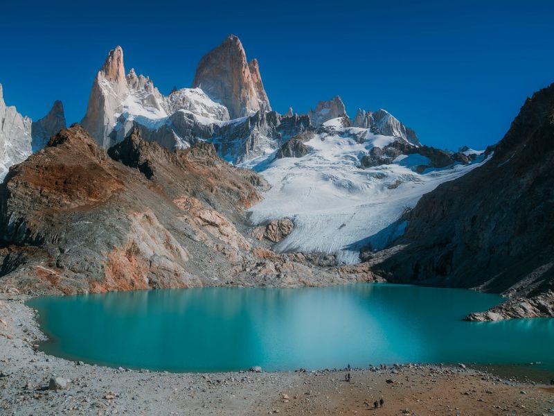 south-america-lake-mountians