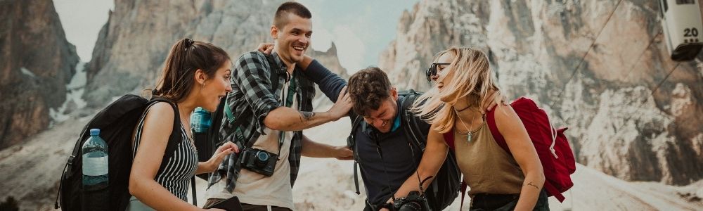 friends-laughing